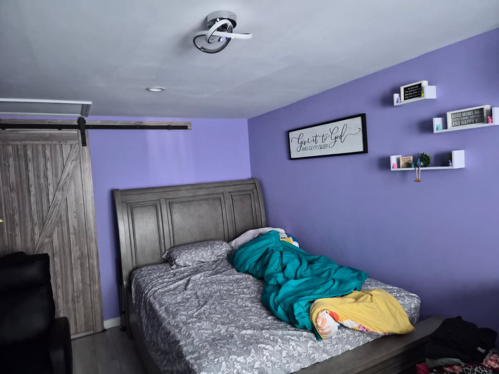 Bedroom deep clean — Before